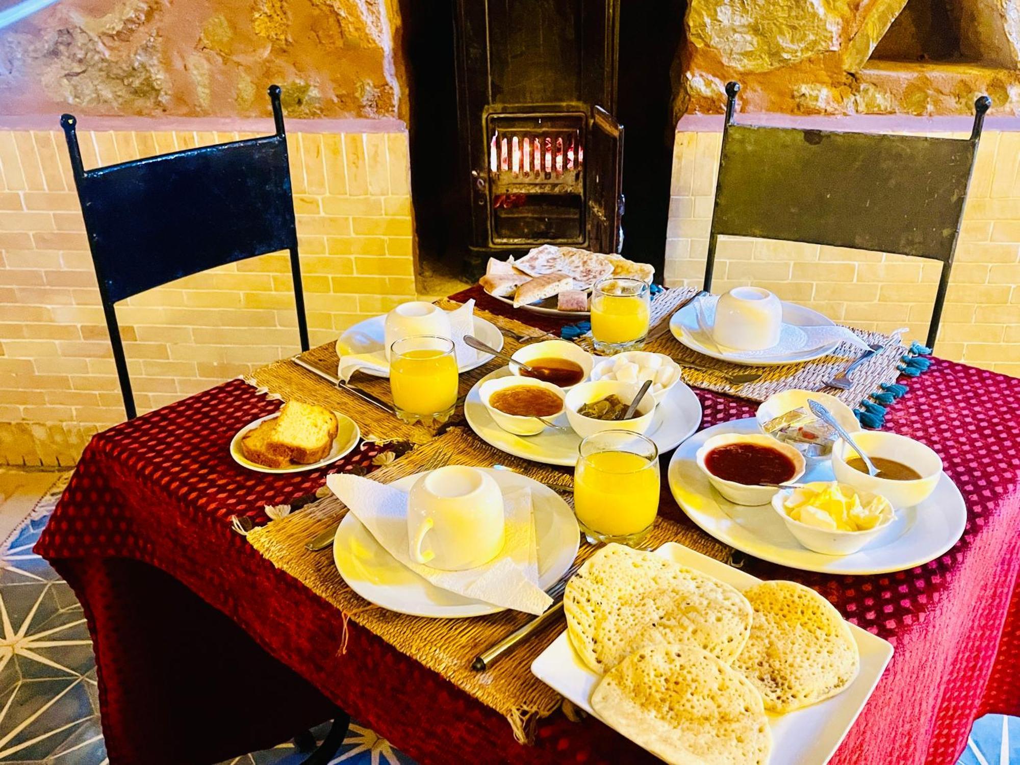 Auberge La Fibule Du Dades Aït Idaïr Buitenkant foto